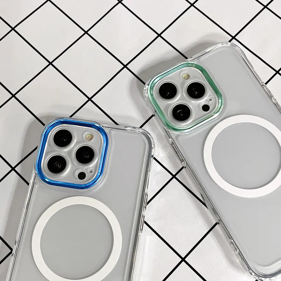 Premium iPhone mobile case with wireless Charging facility for iPhone 13