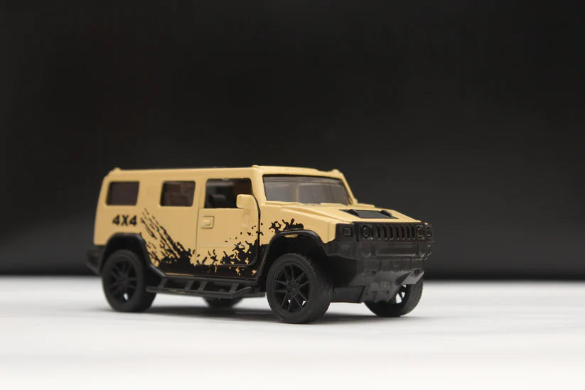 HUMMER 1/36 Scale Die-cast Model Pull Back Jeep Classic Mini Alloy Car Door Opening.