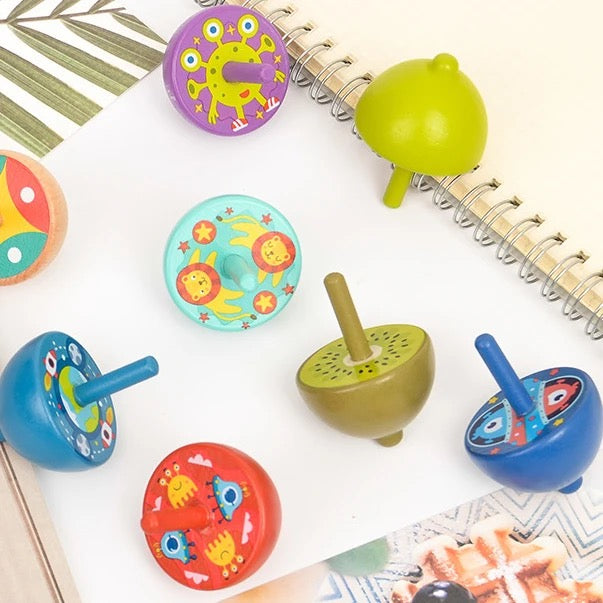 Wooden Hand painted Spinning Tops, Lattu Spinning tops Toys